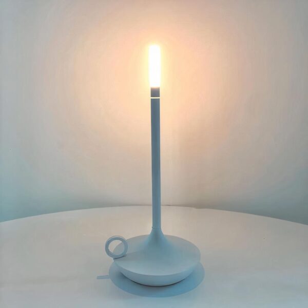 Lampe de chevet tactile et rechargeable style bougeoir