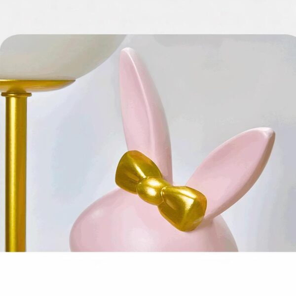 Lampes de chevet animaux de la forêt mignons, sur fond gris.