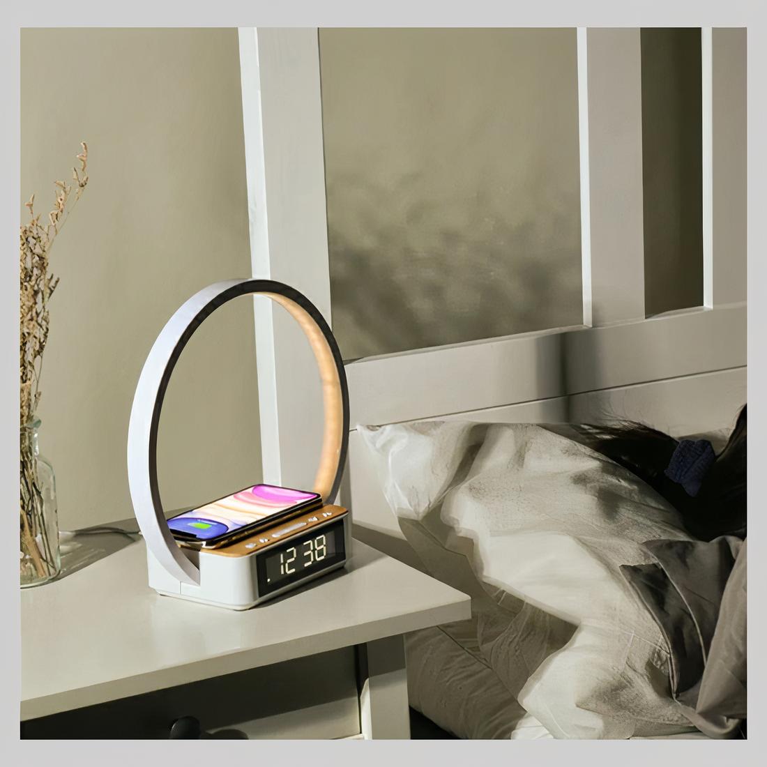 Img_12_2023_lampe_de_chevet_chargeur_de_telephone_a_induction_b