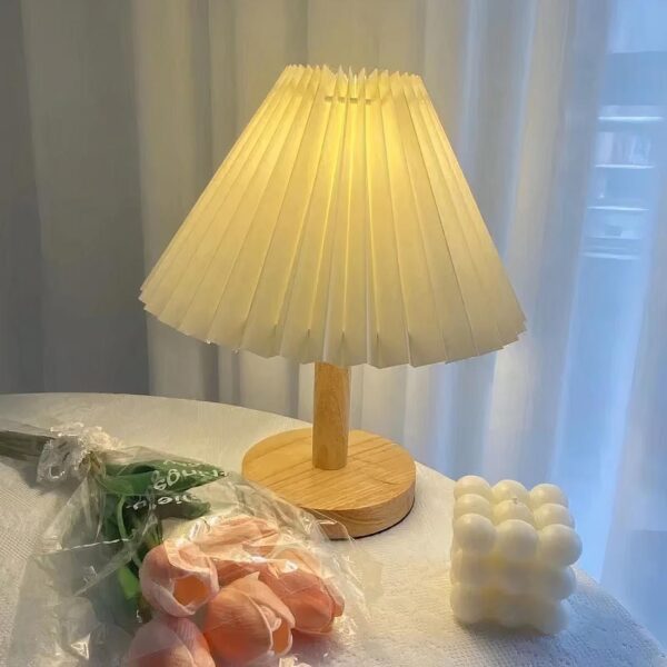 Lampe de chevet originale plissée