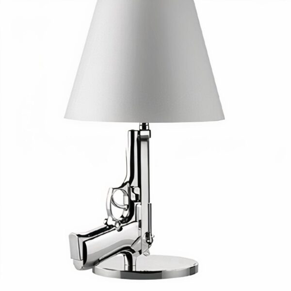 Lampe de chevet originale en forme de pistolet