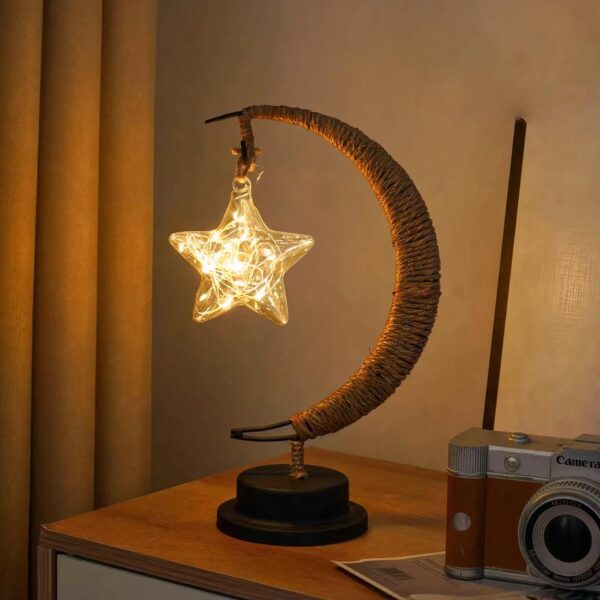 Lampe de chevet rotin en forme de lune et étoile