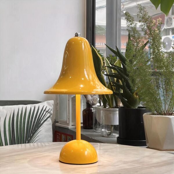 Lampe de chevet vintage en forme de cloche