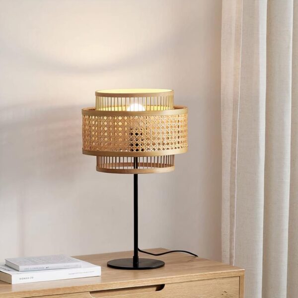 Lampe de chevet en cannage