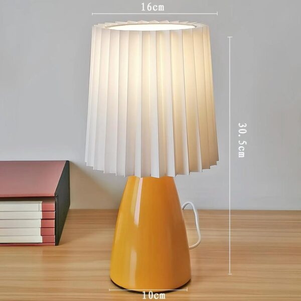 Lampe de chevet en céramique de style vintage avec abat-jour plissé
